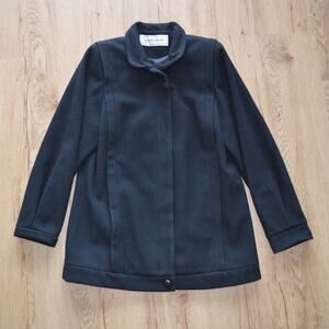 Mackintosh Black Wool Peacoat